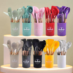 Wholesale Kitchen Utensils Set with Wooden Handle Silicone Head