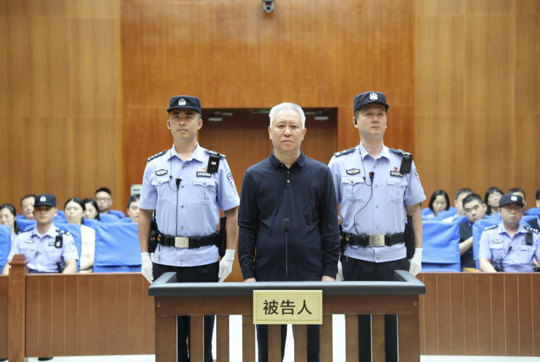 许家印一审被判无期:这些法律红线企业家绝不能碰