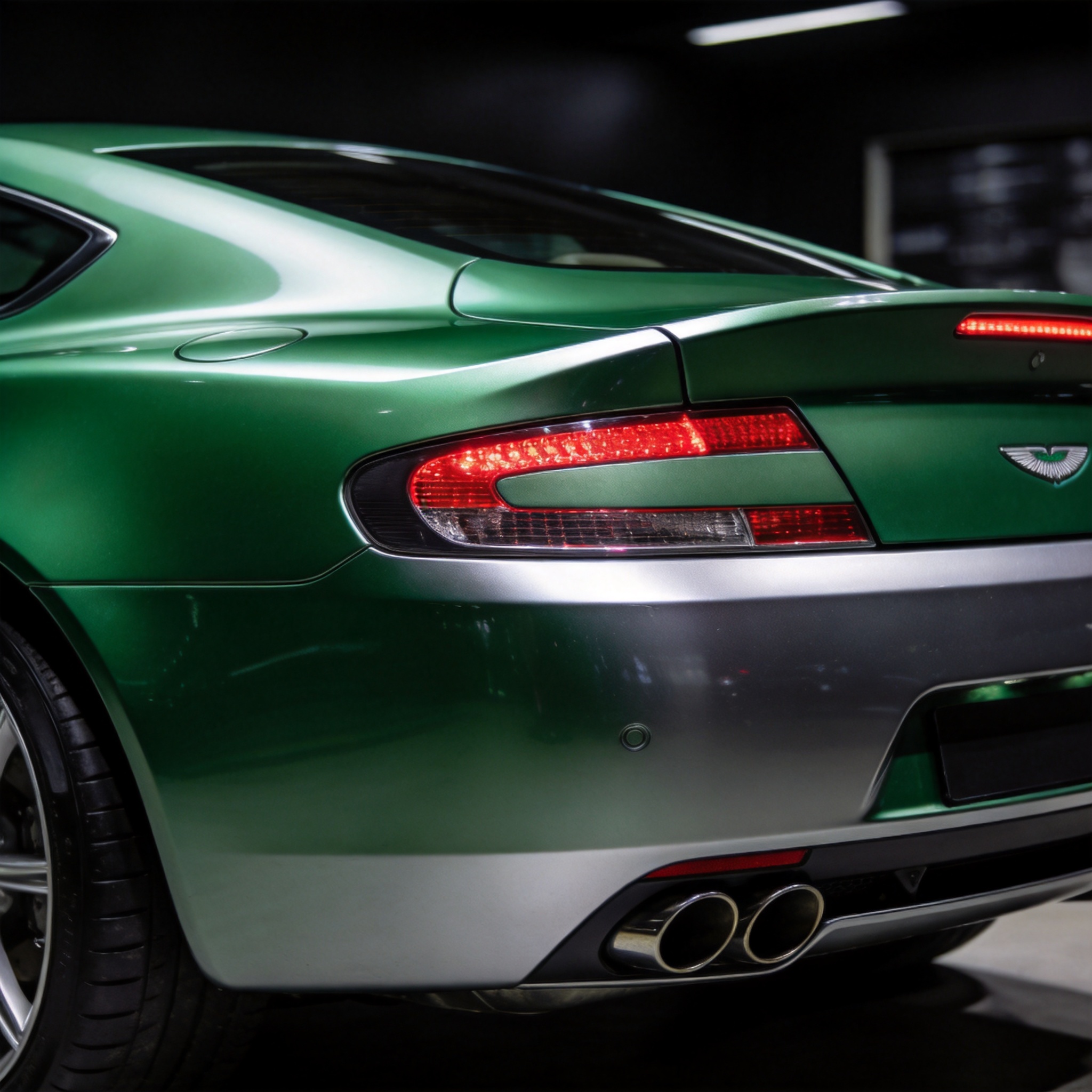 Aston Martin DB9 - Rear